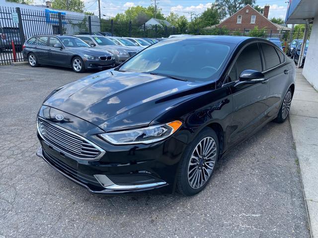 2018 ford fusion se