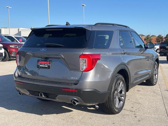 2022 ford explorer xlt