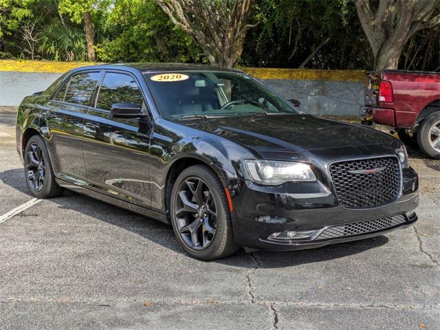2020 chrysler 300 s