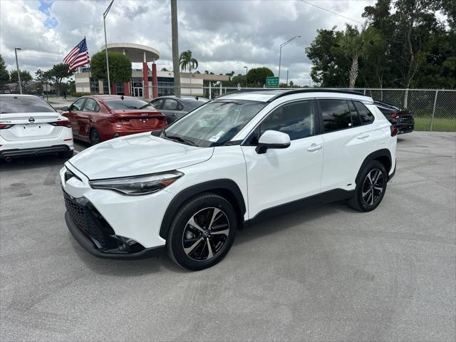 2023 toyota corolla hybrid se