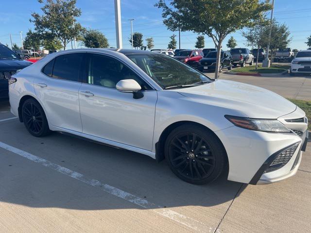 2021 toyota camry xse