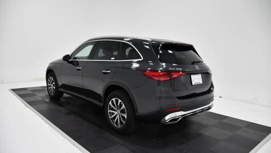 2025 Mercedes-Benz GLC