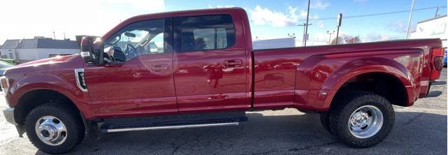 2022 ford f-350 lariat