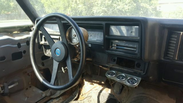 1974 chevrolet chevelle malibu 454 2 door hardtop 8 cylinder (79,517 miles)