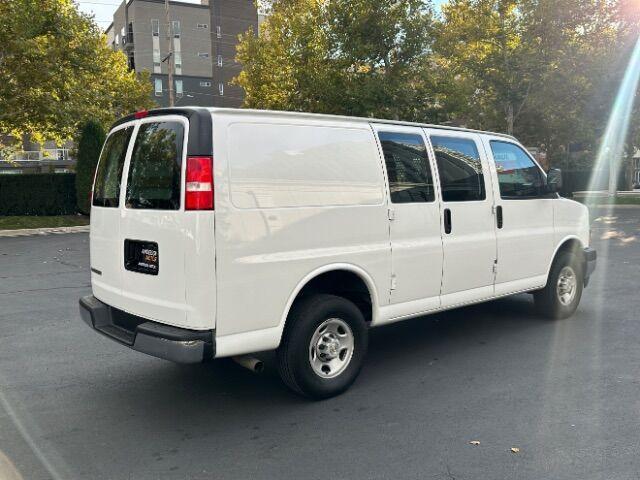 2022 chevrolet express 2500 work van