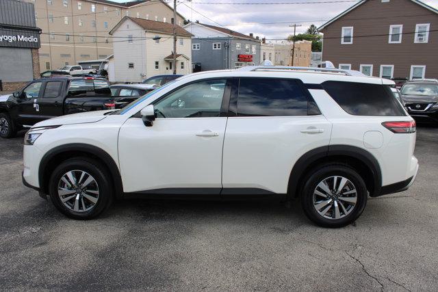 2023 nissan pathfinder sl