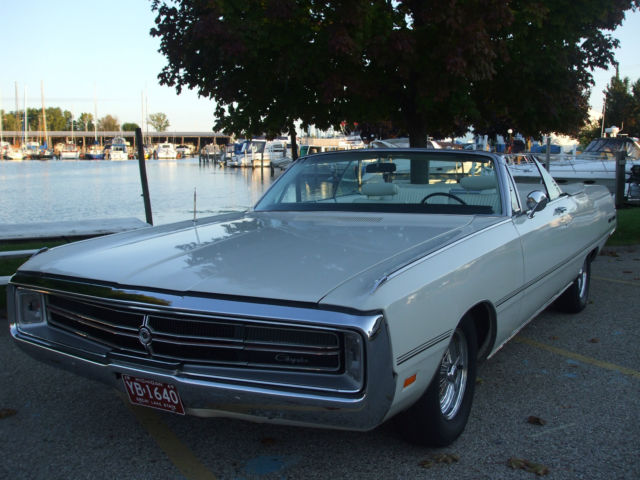 beautiful and rare 1969 chrysler 300 convertible #s matching big block 440 clean