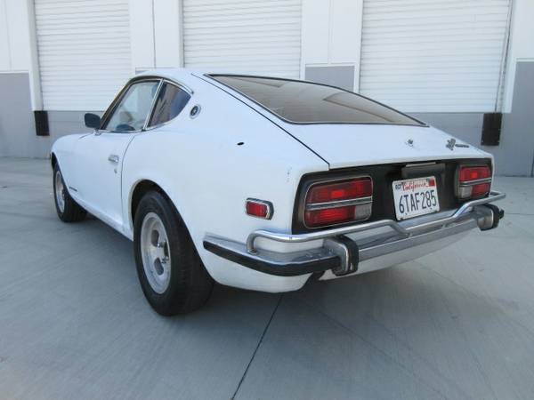 1973 datsun 240z rust free california car ready for paint! straight body!