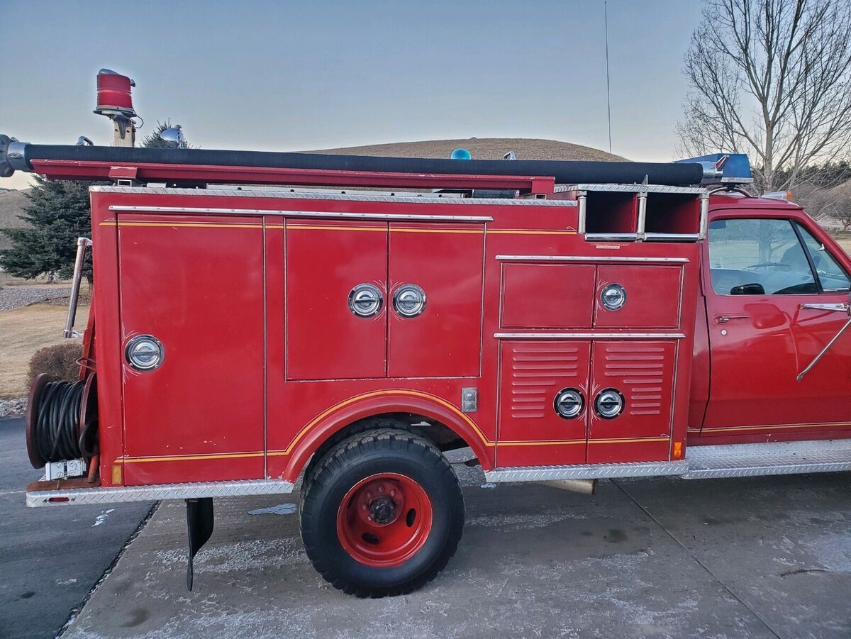 1976 dodge power wagon 21,000 actual miles 2500 3/4 ton fire truck no reserve!