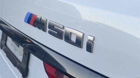 2022 BMW X7