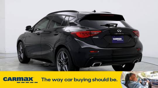 2017 Infiniti QX30