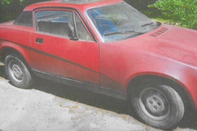 1978 triumphtr-7 5spd coupe,not running,parts/restore,weber carbs/exhaust header