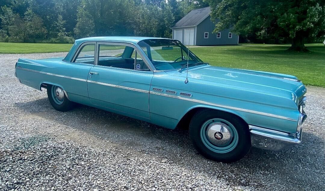 2 door sedan with 401 nailhead & 3 speed manual