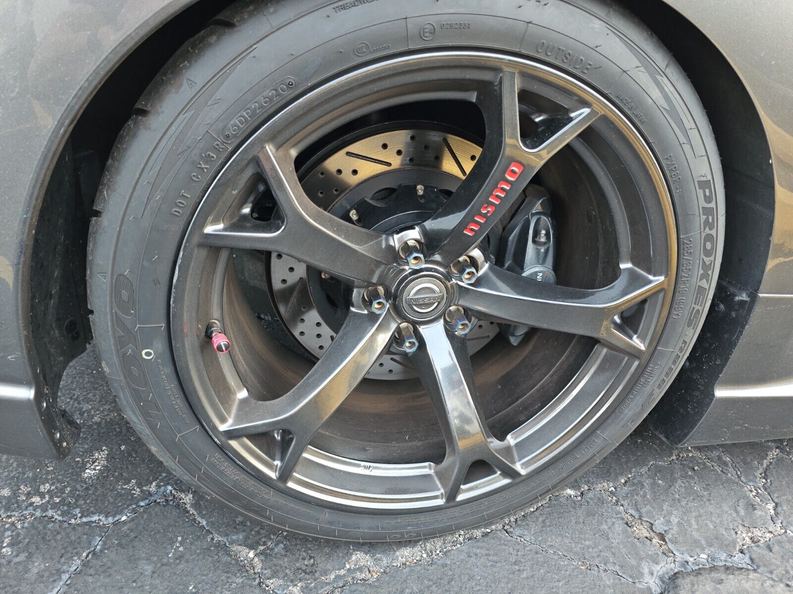 2011 nissan 370z base