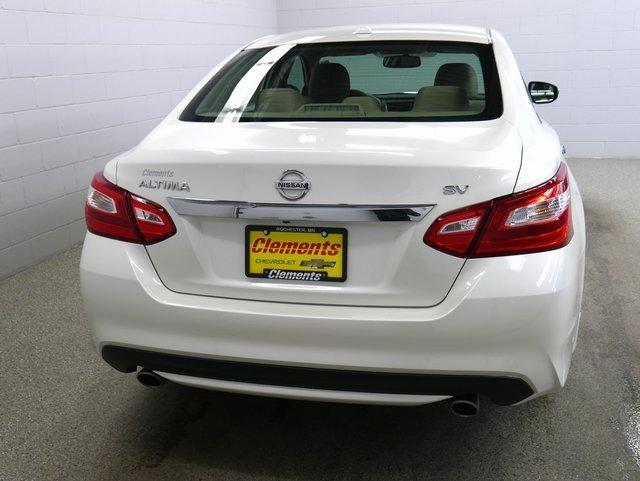 used 2016 nissan altima 2.5 sv sedan rochester, mn 55902 for sale in rochester, minnesota