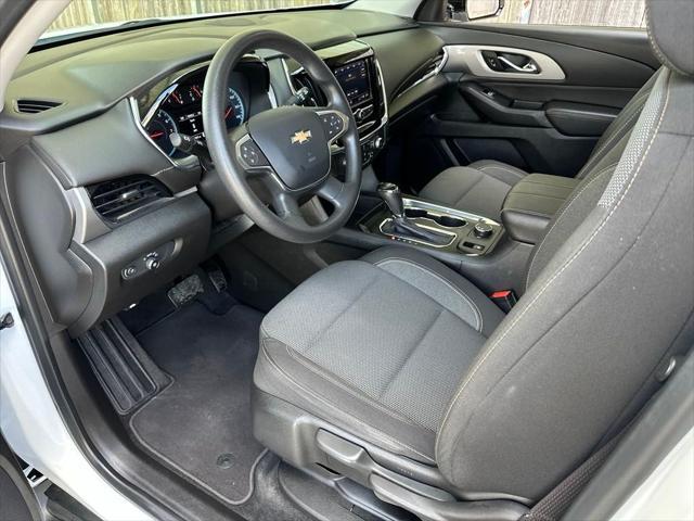 2020 chevrolet traverse ls