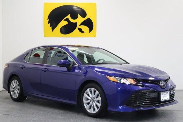 2018 toyota camry le