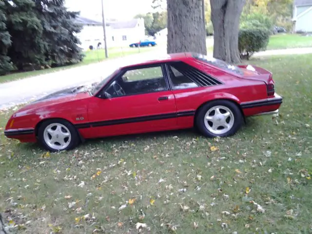 1983 ford mustang gt