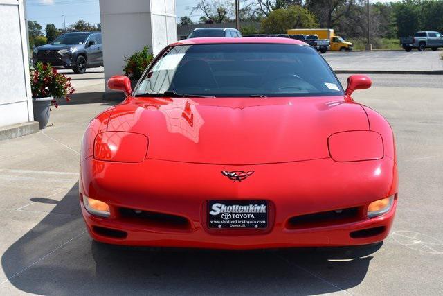 2002 chevrolet corvette base