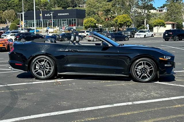 2023 ford mustang ecoboost premium