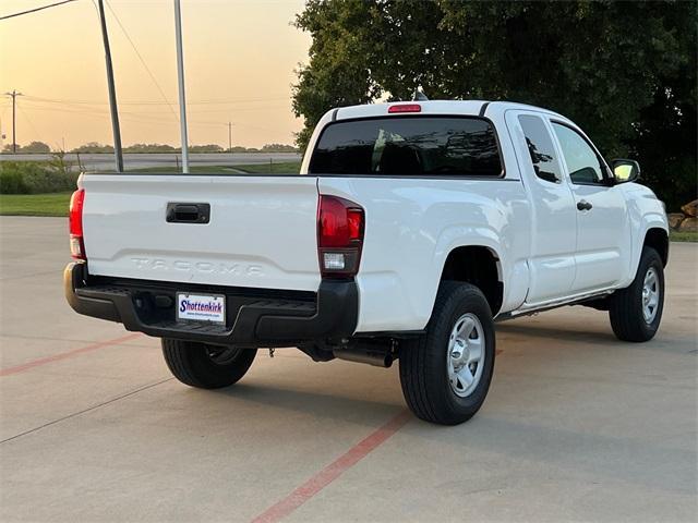 2023 toyota tacoma sr