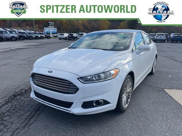 2016 ford fusion se