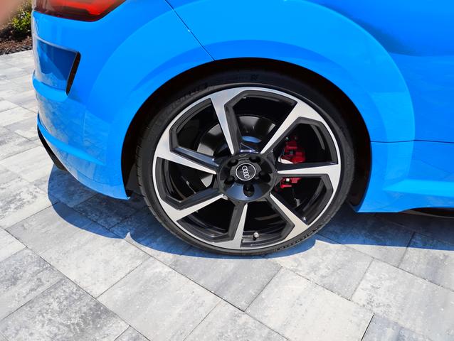 2022 audi tt rs 2.5t