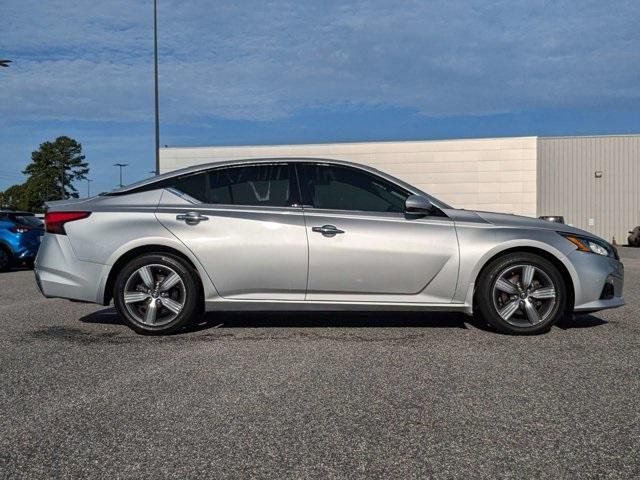 2019 nissan altima 2.5 sv