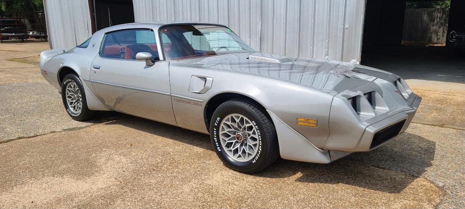 1979 pontiac trans am 8 cylinders automatic transmission