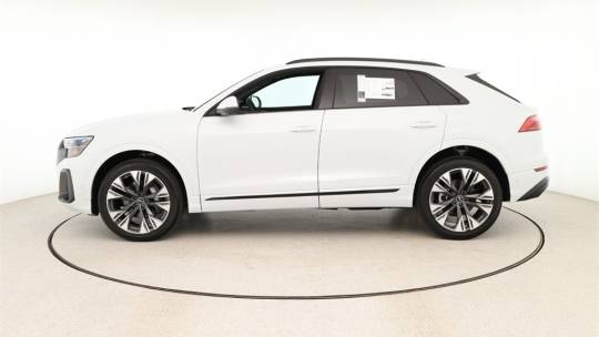2024 Audi Q8