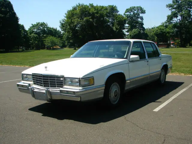 1991 cadillac deville base sedan 4-door 4.9l one owner no accident non smoker