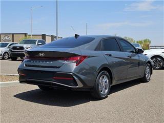 2024 Hyundai Elantra se