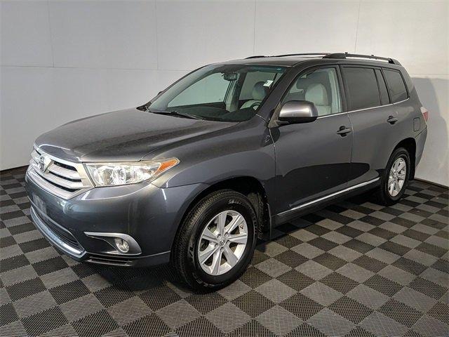 used 2012 toyota highlander se west roxbury, ma 02132 for sale in boston, massachusetts