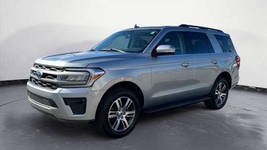 2024 ford expedition xlt