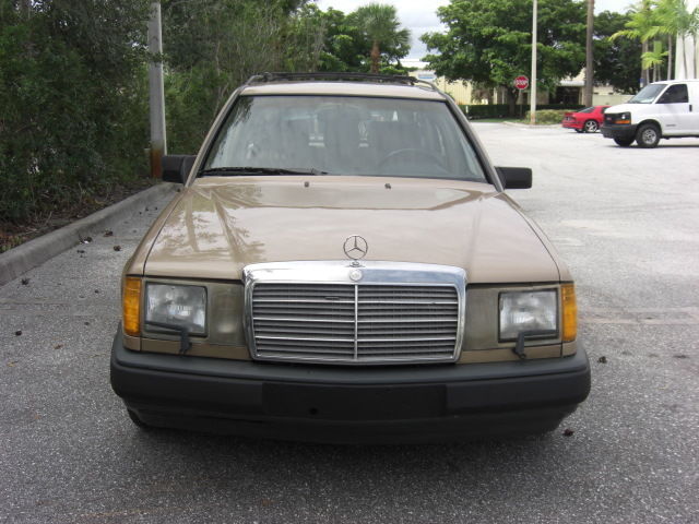 1987 mercedes benz 300td wagon