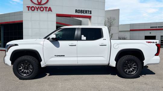 2024 Toyota sr