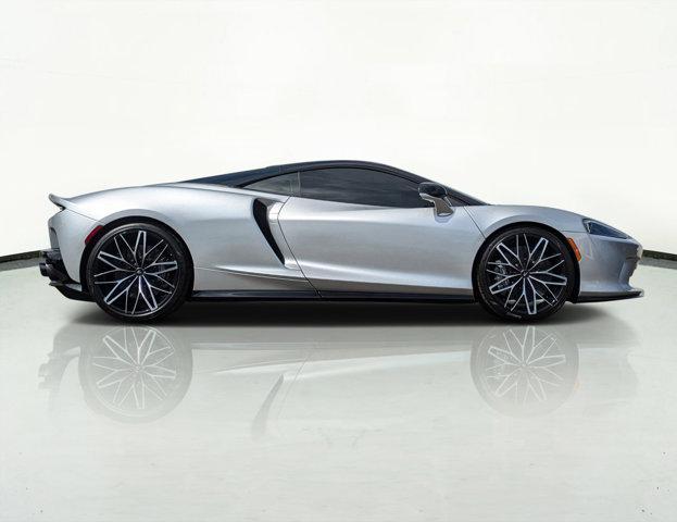 2023 mclaren gt base