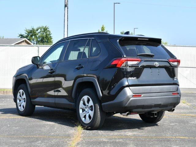 2021 toyota rav4 le