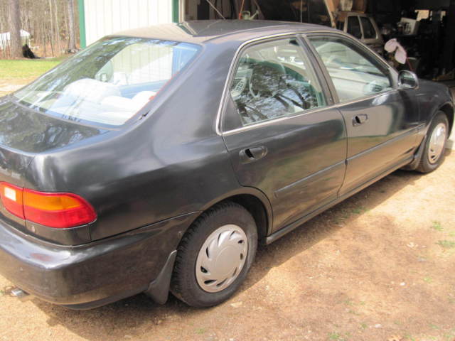 1992 honda civic lx 5 speed, runs great, easy on gas!