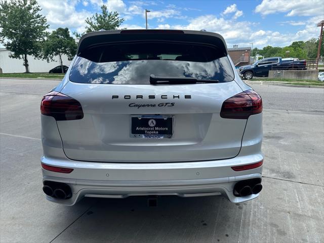 2016 porsche cayenne gts