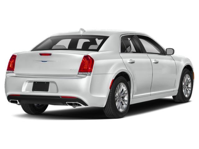 2022 chrysler 300 touring l