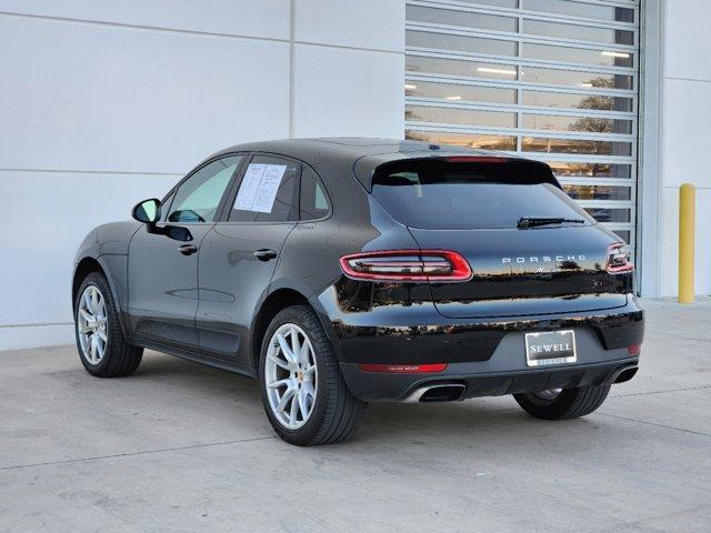 2018 porsche macan base (pdk)