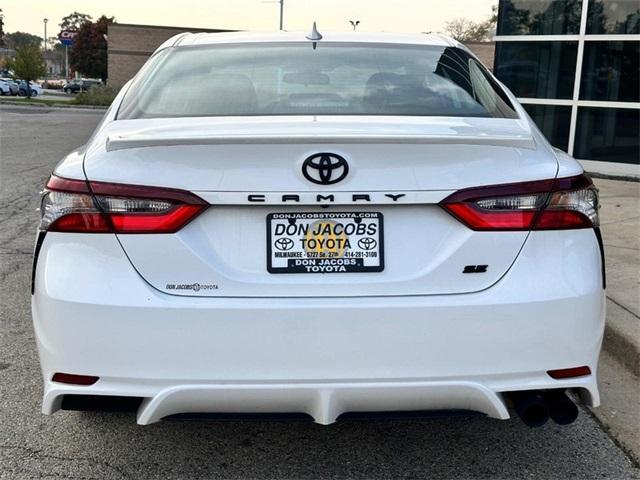 2023 toyota camry se