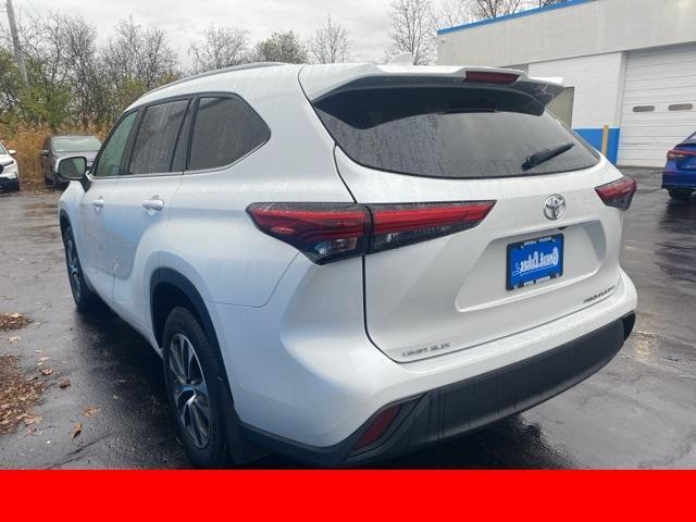 2022 toyota highlander xle