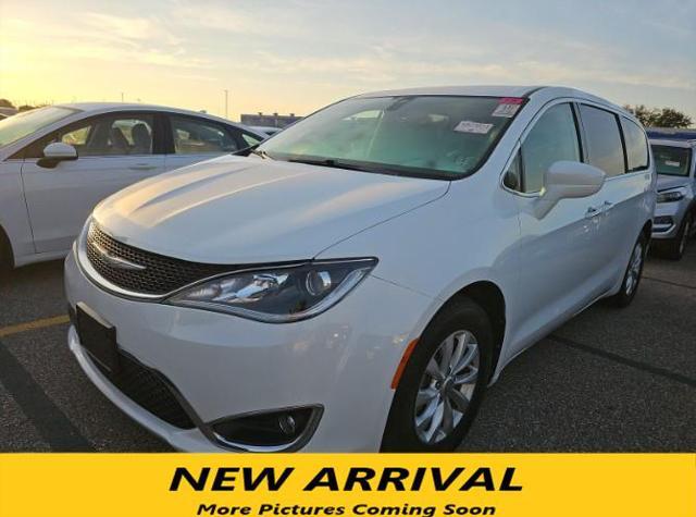 2018 chrysler pacifica touring plus