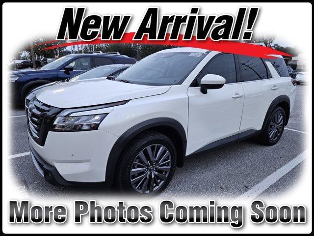 2023 nissan pathfinder sl