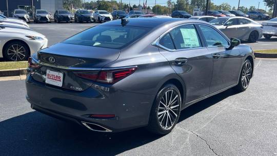 2025 Lexus ES