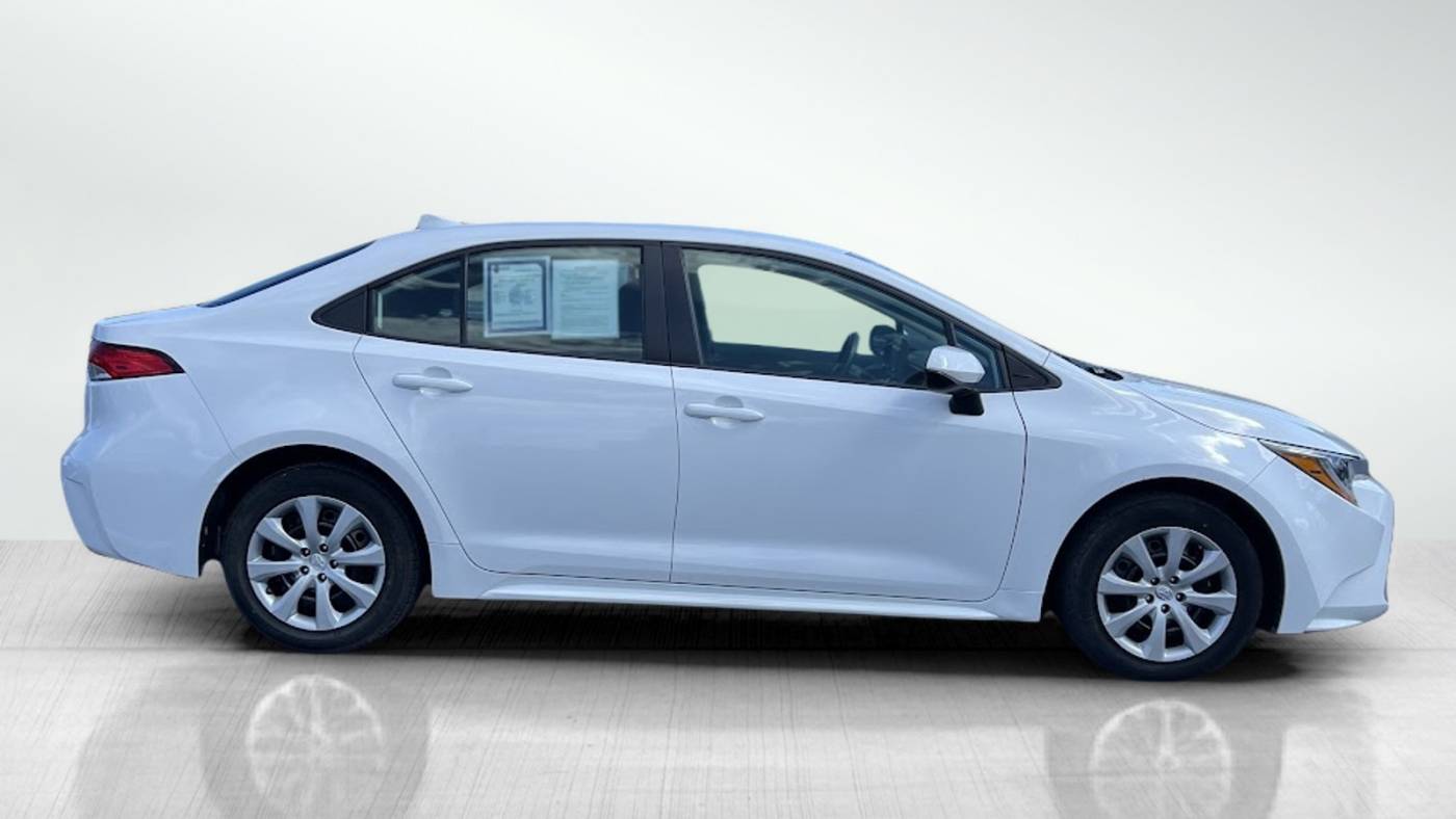 2022 toyota corolla le
