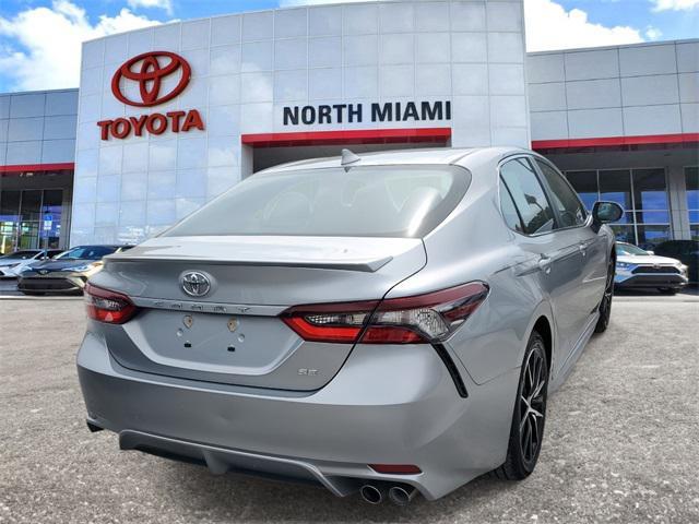 2024 toyota camry se