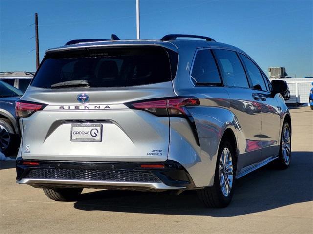 2023 toyota sienna xse